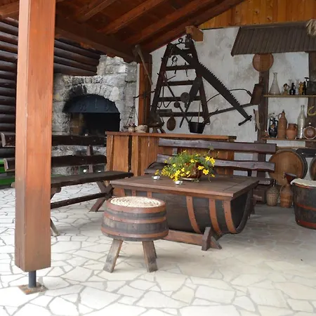 Maison d'hôtes With A Parking Space Brod Moravice, Gorski Kotar - 16921 Brod Moravice